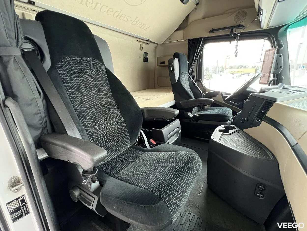 Mercedes-Benz Actros BigSpace 1845LS 12.8 330kW