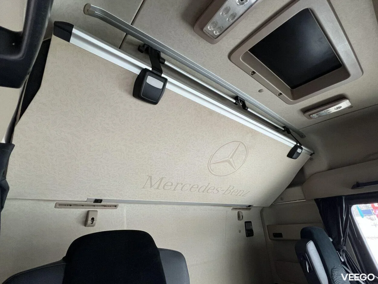 Mercedes-Benz Actros BigSpace 1845LS 12.8 330kW