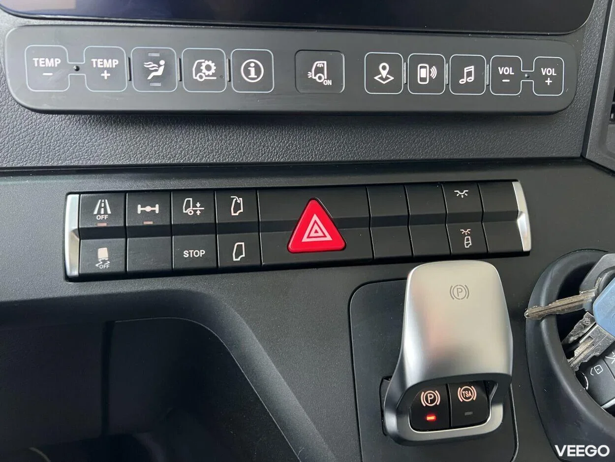 Mercedes-Benz Actros BigSpace 1845LS 12.8 330kW