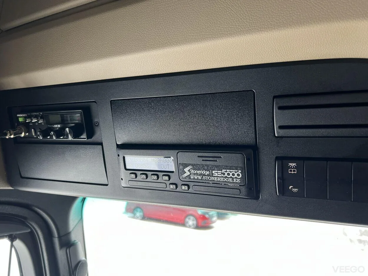 Mercedes-Benz Actros BigSpace 1845LS 12.8 330kW