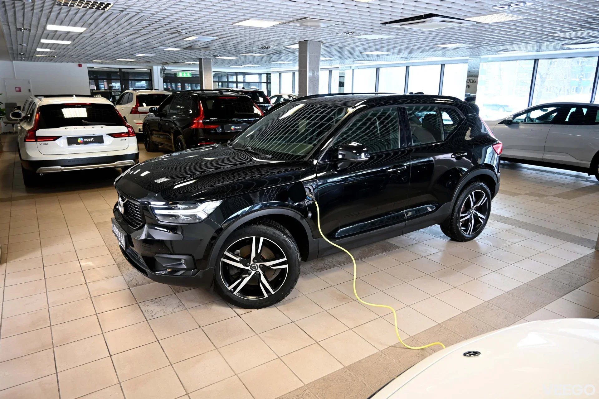 Volvo XC40 T4 RECHARGE R-DESIGN INTELLI SAFE PRO MY21 1.5 155kW