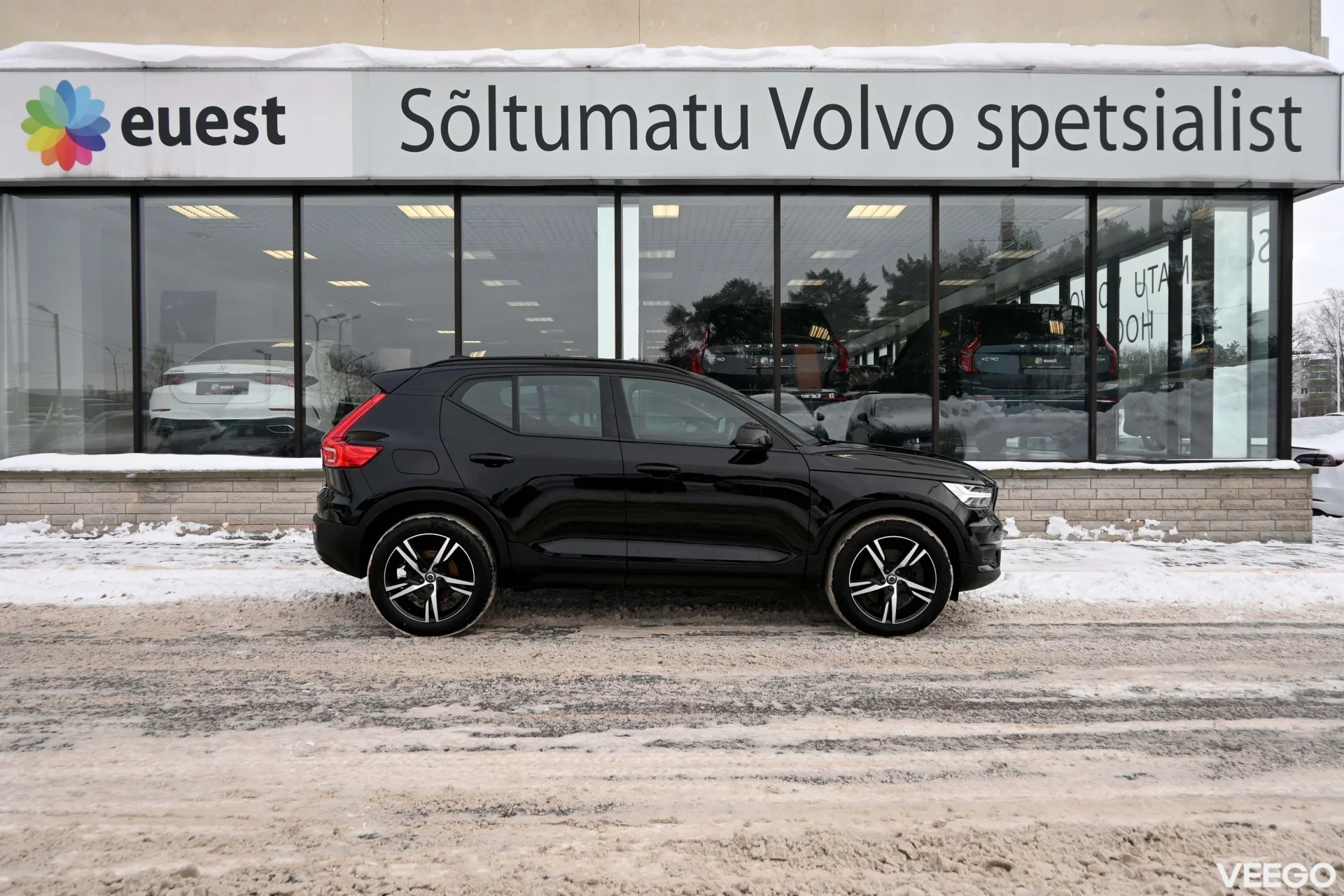 Volvo XC40 T4 RECHARGE R-DESIGN INTELLI SAFE PRO MY21 1.5 155kW