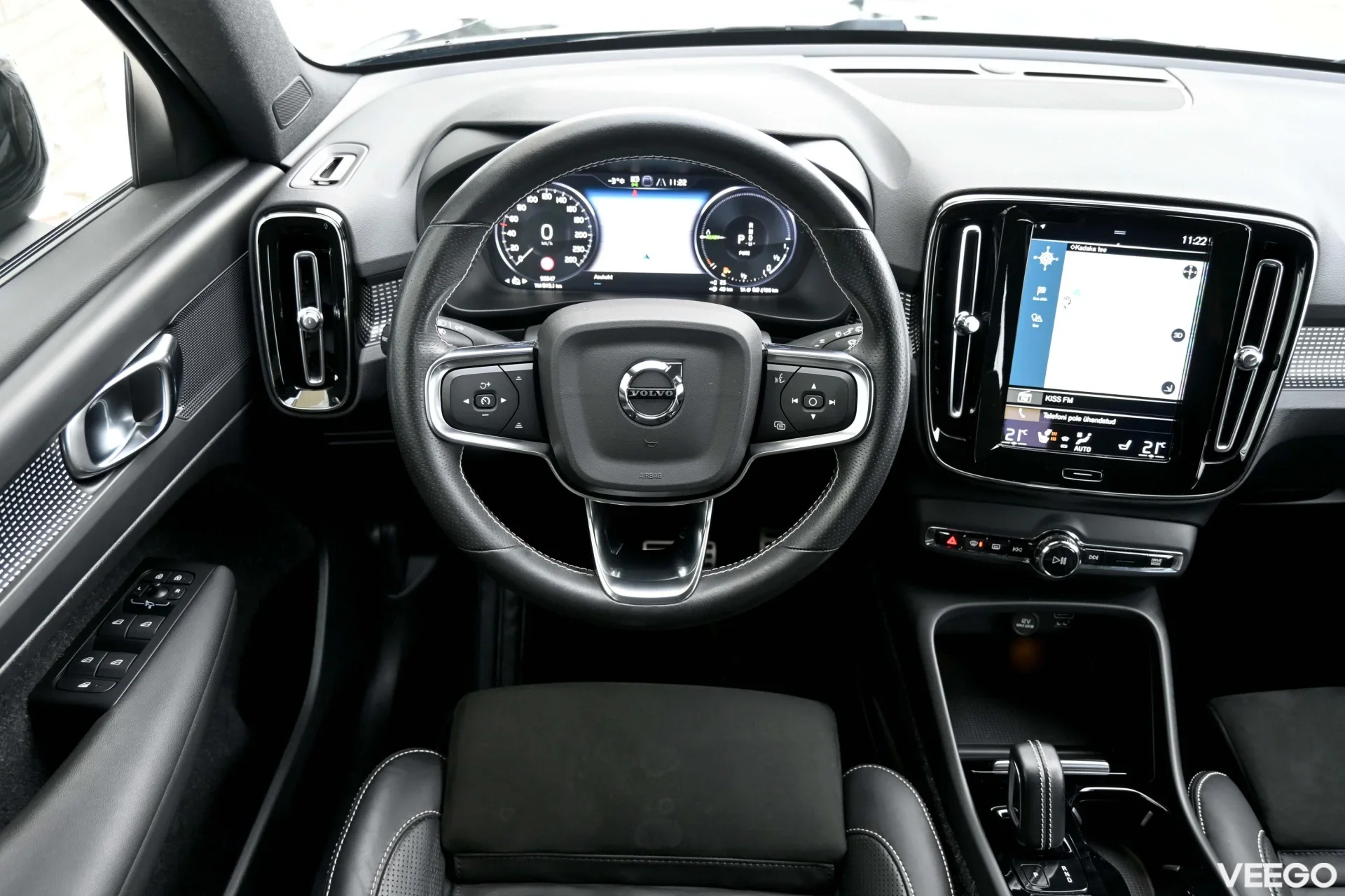 Volvo XC40 T4 RECHARGE R-DESIGN INTELLI SAFE PRO MY21 1.5 155kW