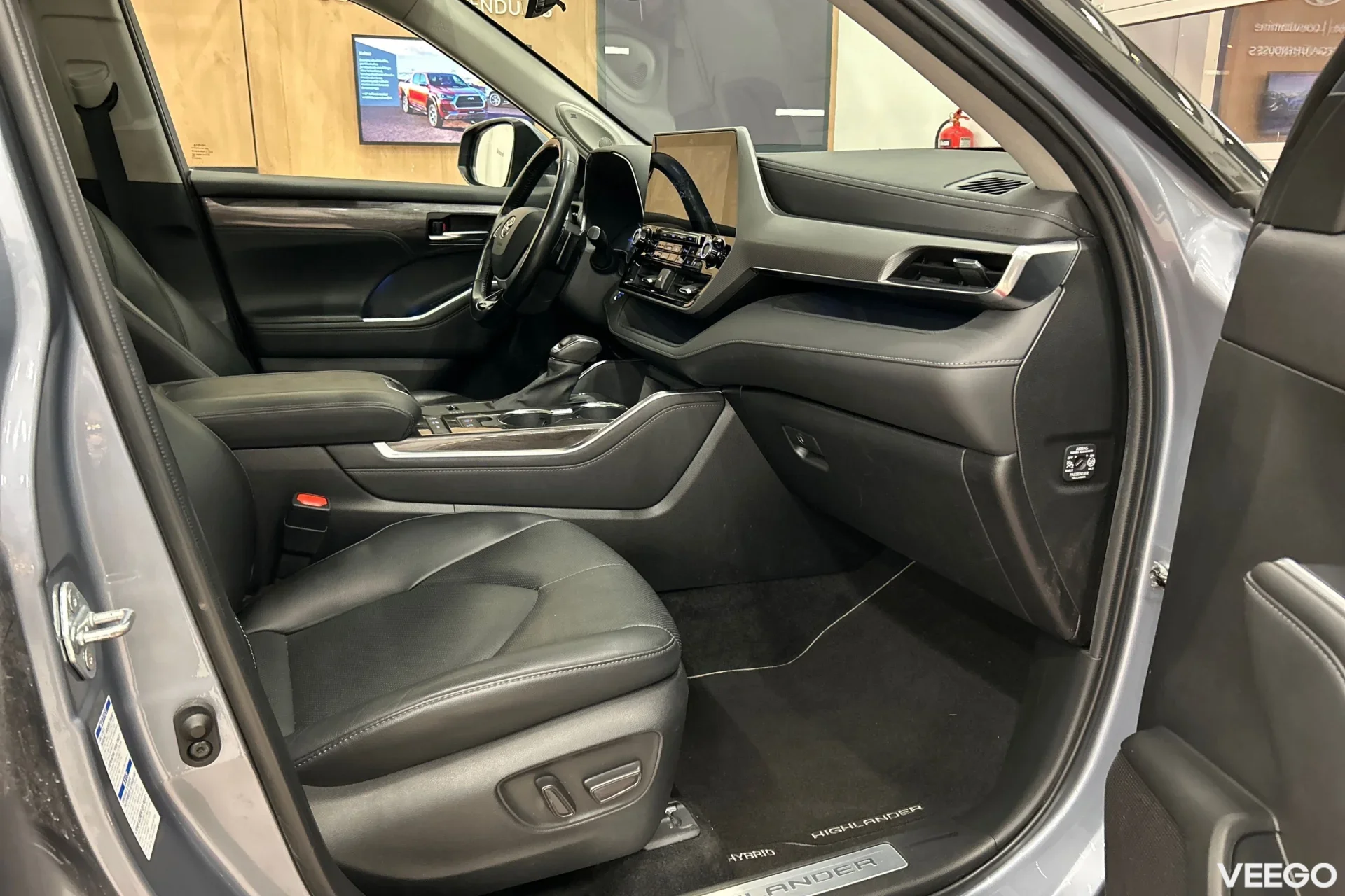 Toyota Highlander Premium Hybrid 2.5 140kW