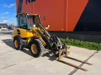 Volvo L-Series BUCKET & FORKS 36kW thumbnail