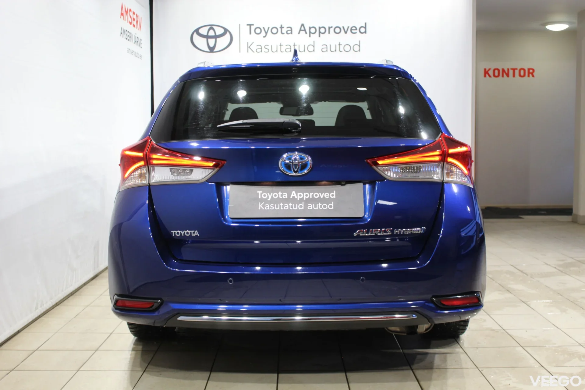 Toyota Auris Luxury 1.8 73kW