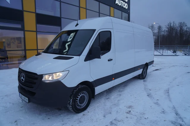 Image of Mercedes-Benz Sprinter - 2 110kW