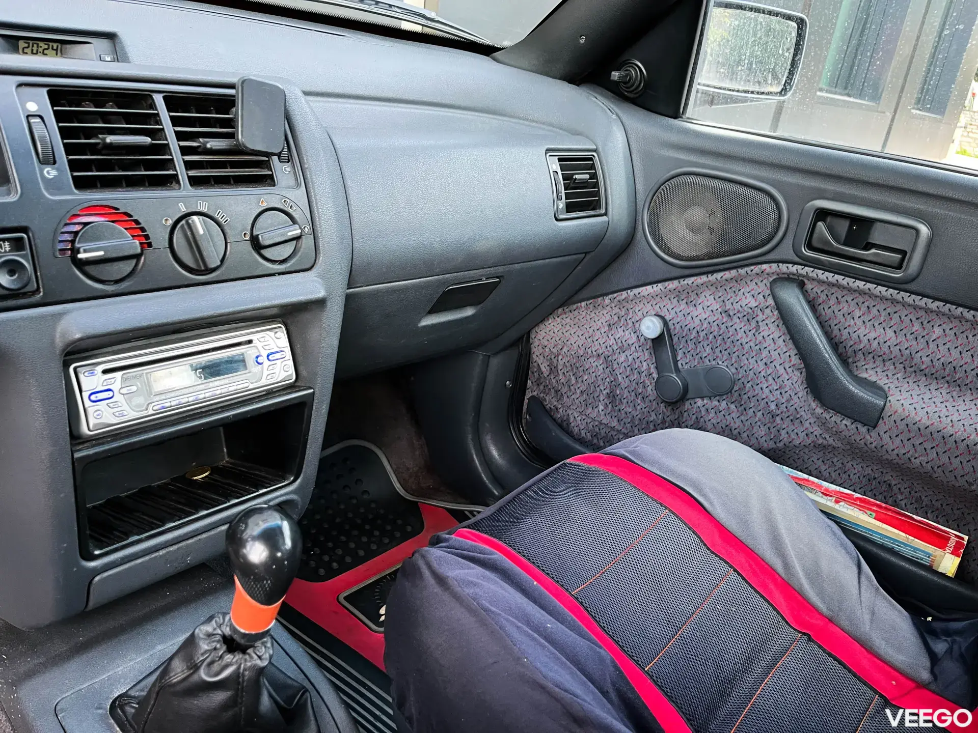 Ford Escort 1.6 77kW