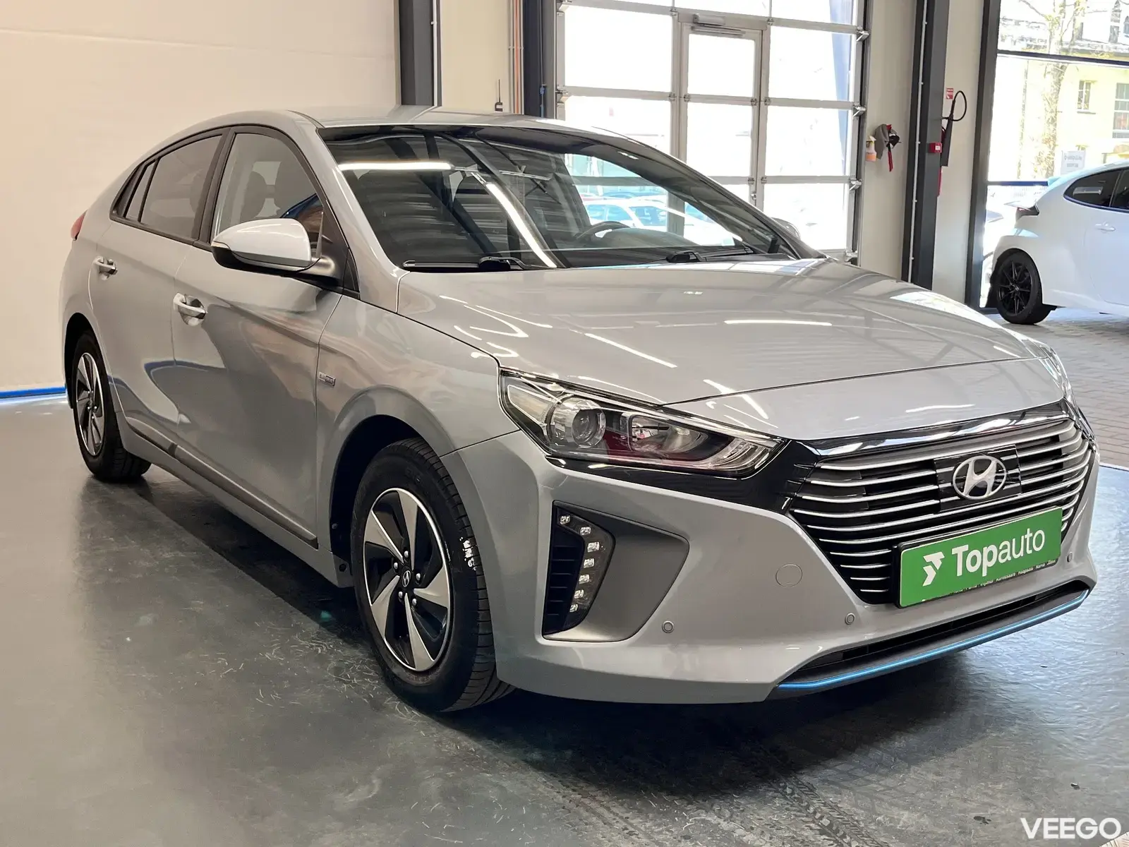 Hyundai IONIQ 1.6 77kW