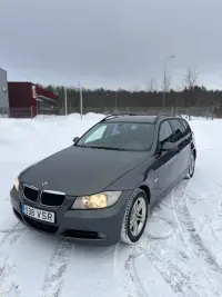 BMW 320 2.0 120kW thumbnail