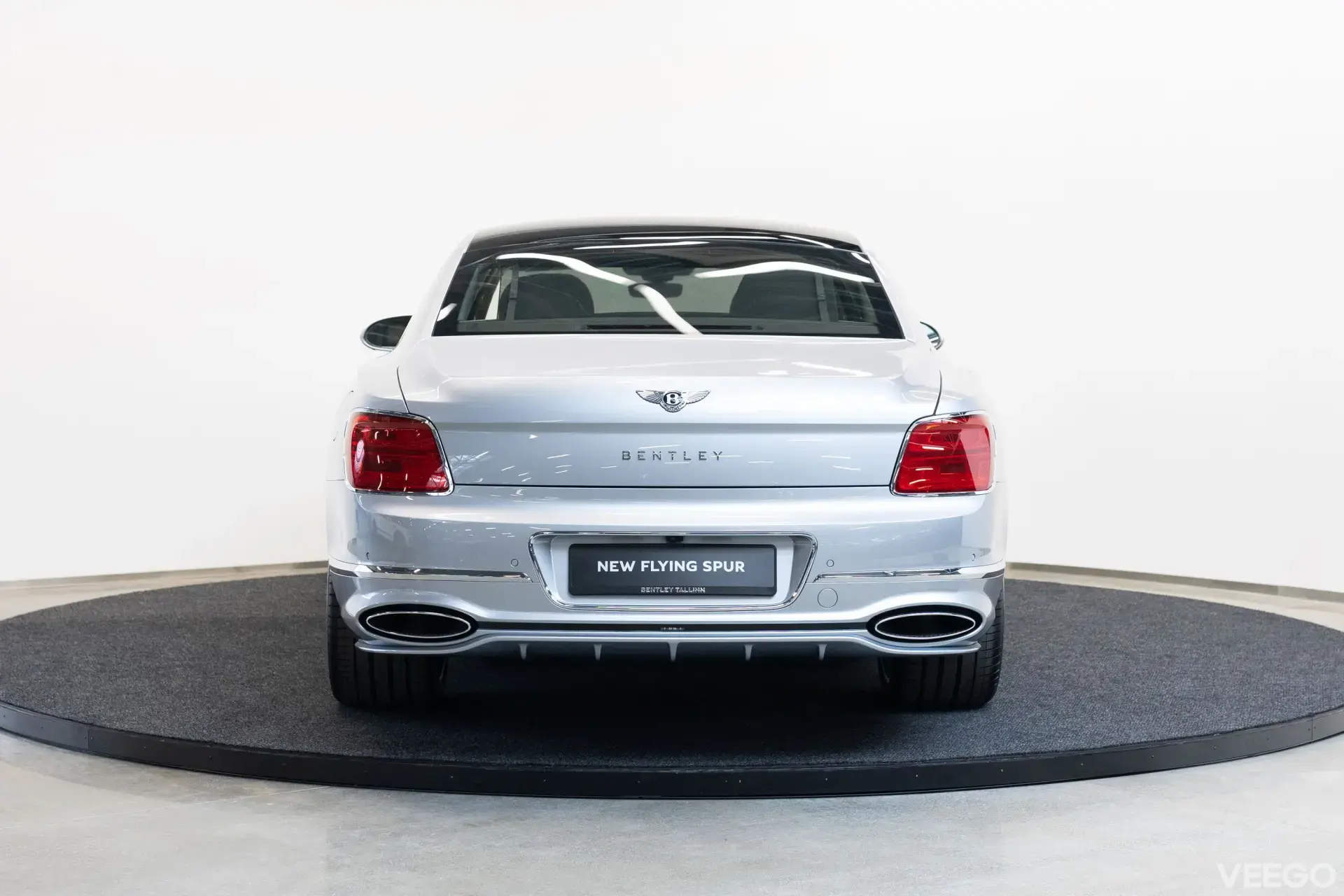 Bentley FLYING SPUR V8 Mulliner PHEV 8-k aut. 4 575kW