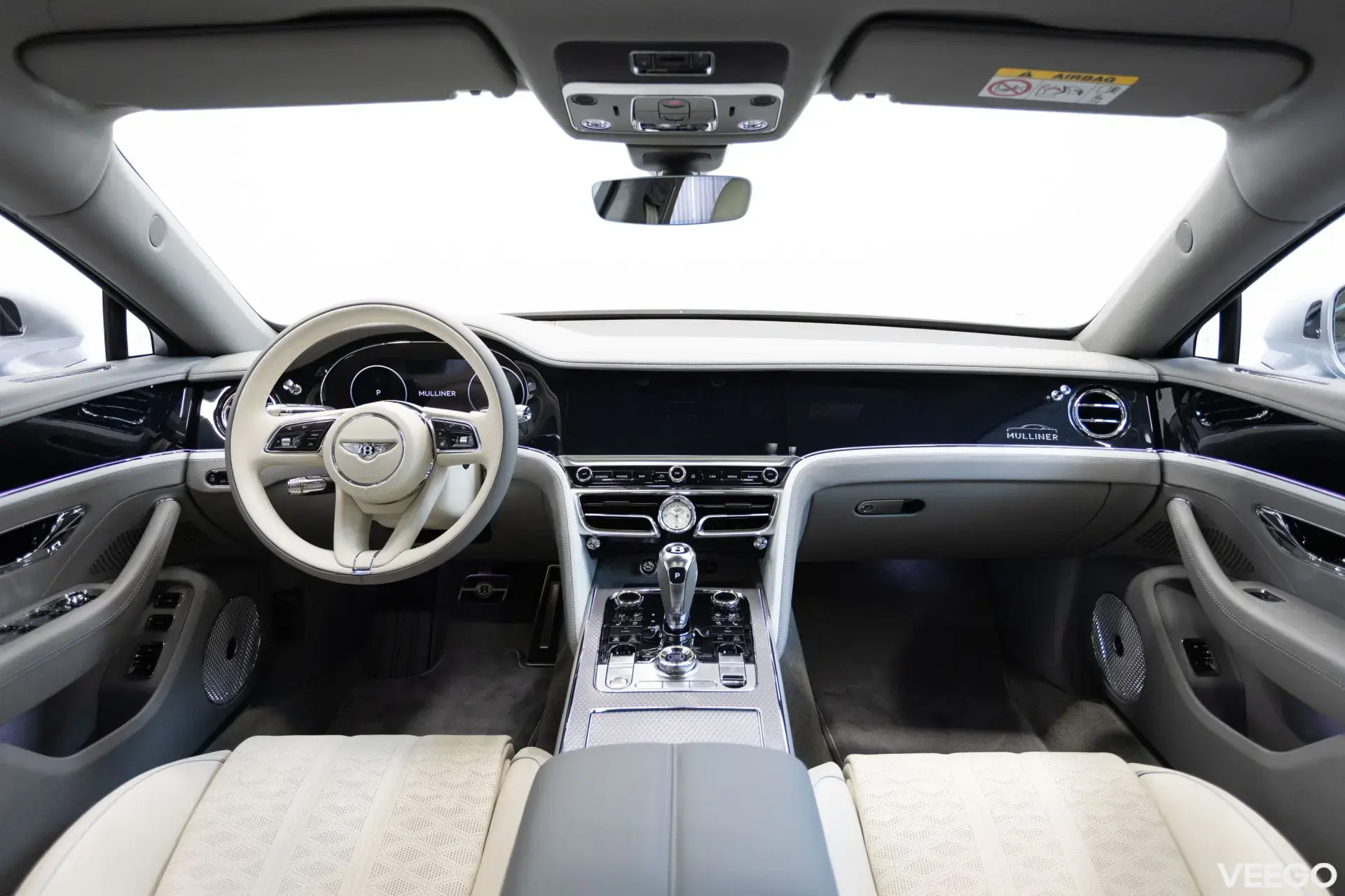 Bentley FLYING SPUR V8 Mulliner PHEV 8-k aut. 4 575kW