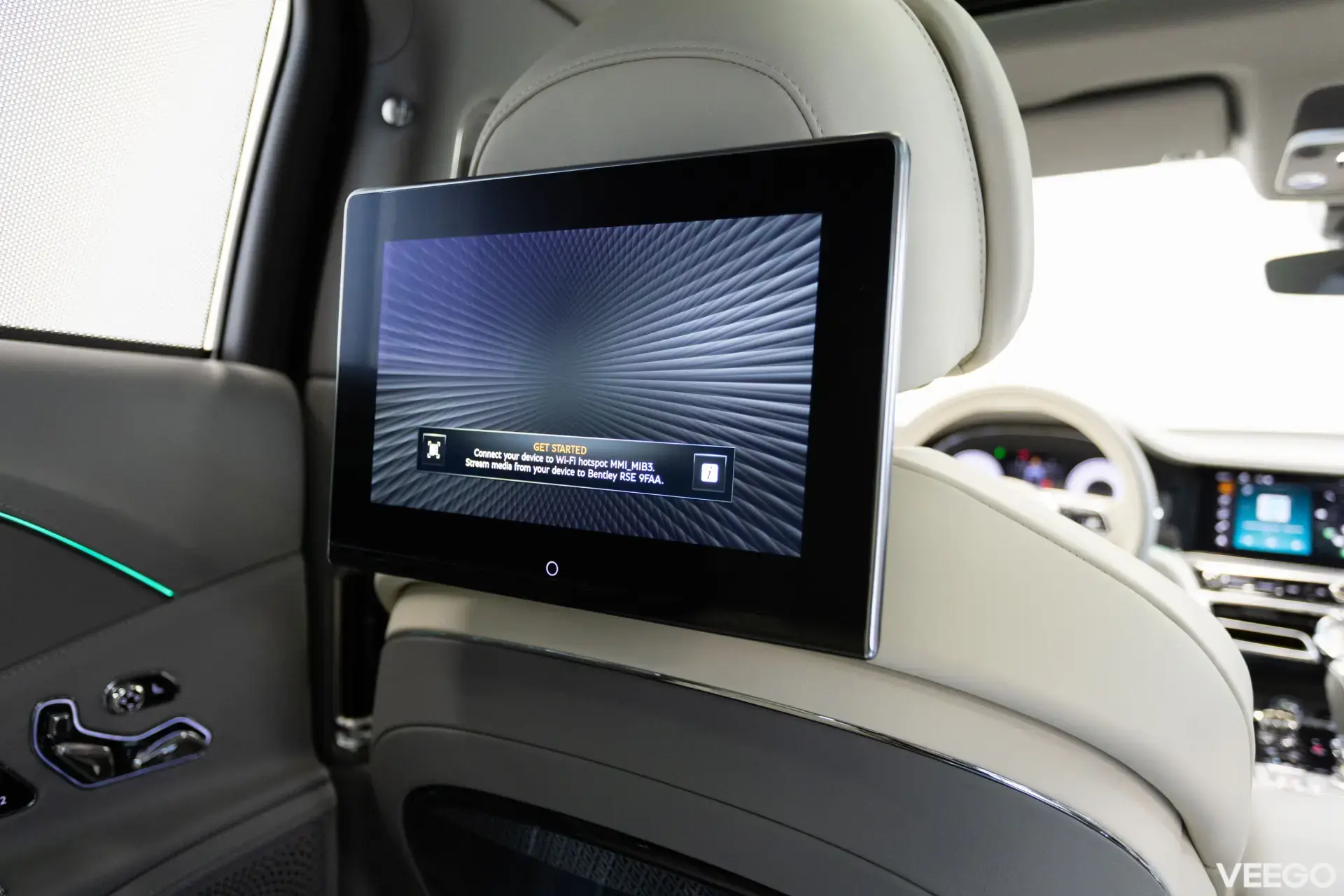 Bentley FLYING SPUR V8 Mulliner PHEV 8-k aut. 4 575kW