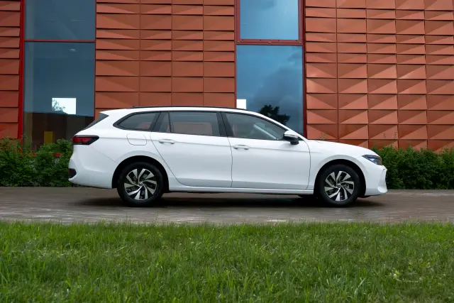 Image of Volkswagen Passat 1.5 eTSI City 1.5 110kW