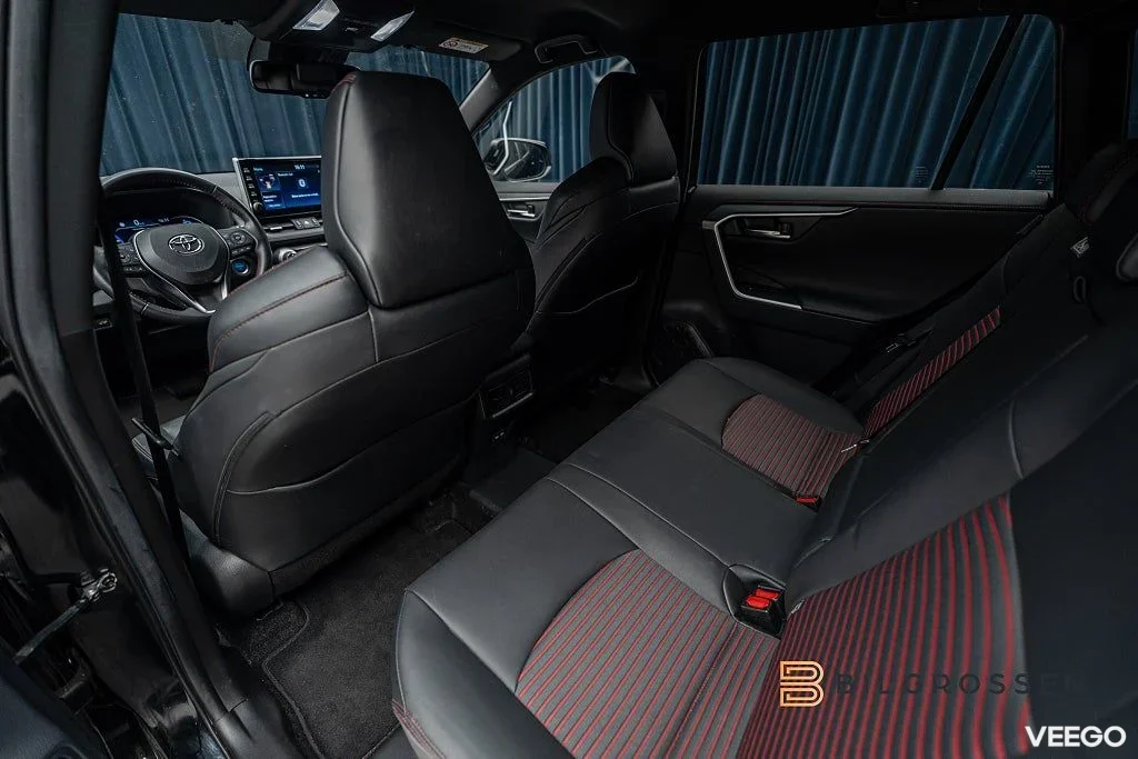 Toyota RAV4 Plug-in Hybrid E-CVT X EDITION Kamera MOMS 225kW