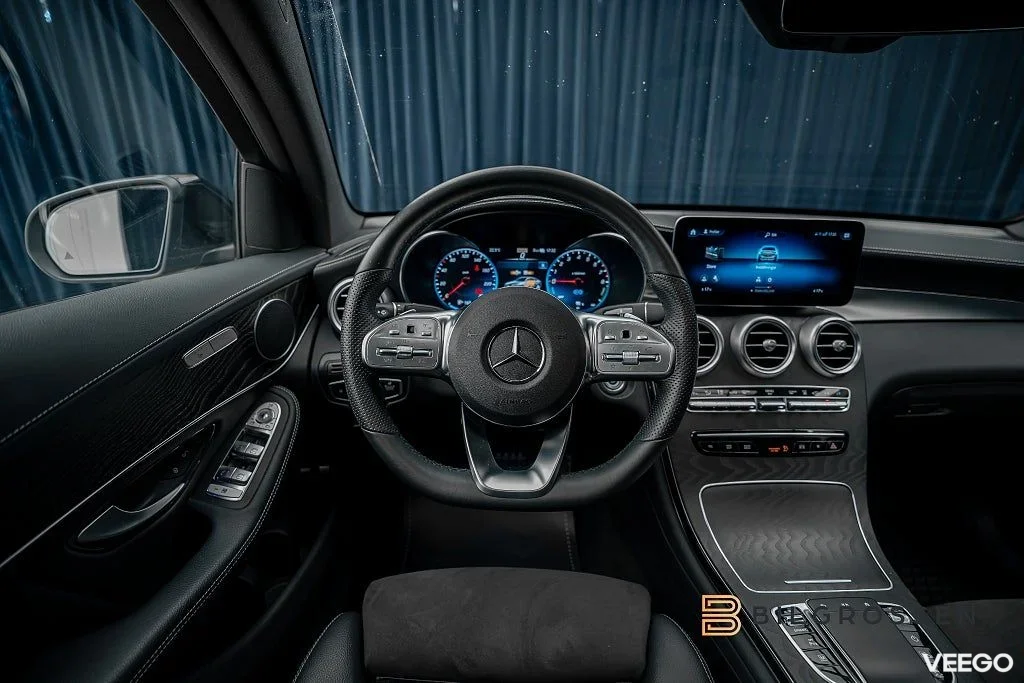 Mercedes-Benz GLC200 300 e Coupé 4MATIC AMG Line Taklucka Night 235kW