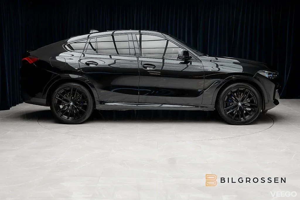 BMW X6 M50i 530hk Ultimate Edt Panorama H/K 360 Hud DAP MOMS 390kW