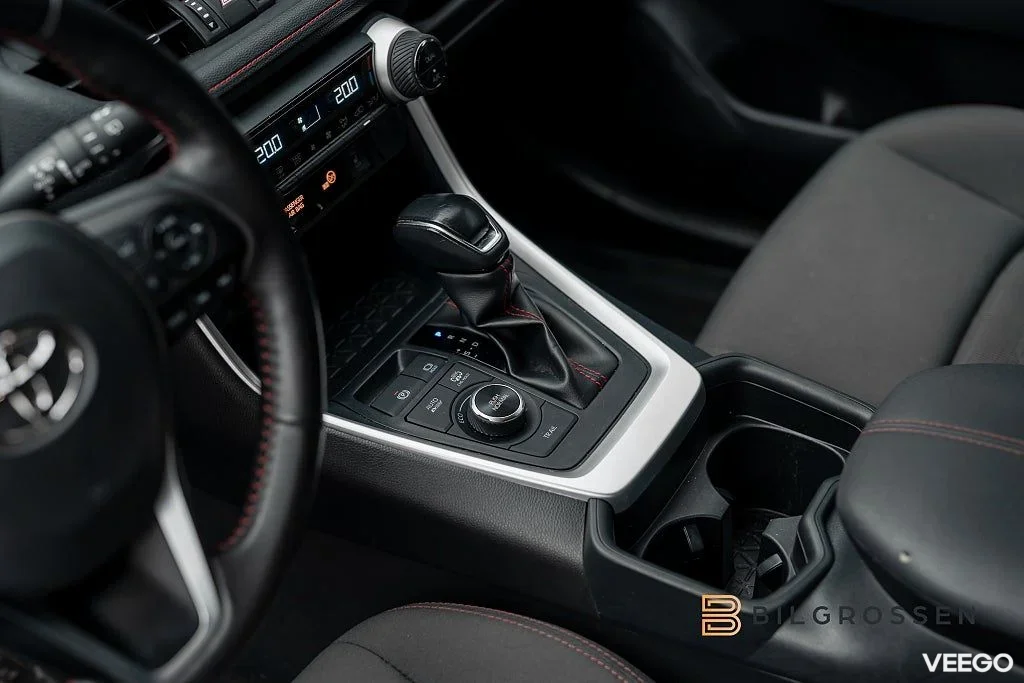 Toyota RAV4 Plug-in Hybrid E-CVT Active B-Kamera MOMS 225kW