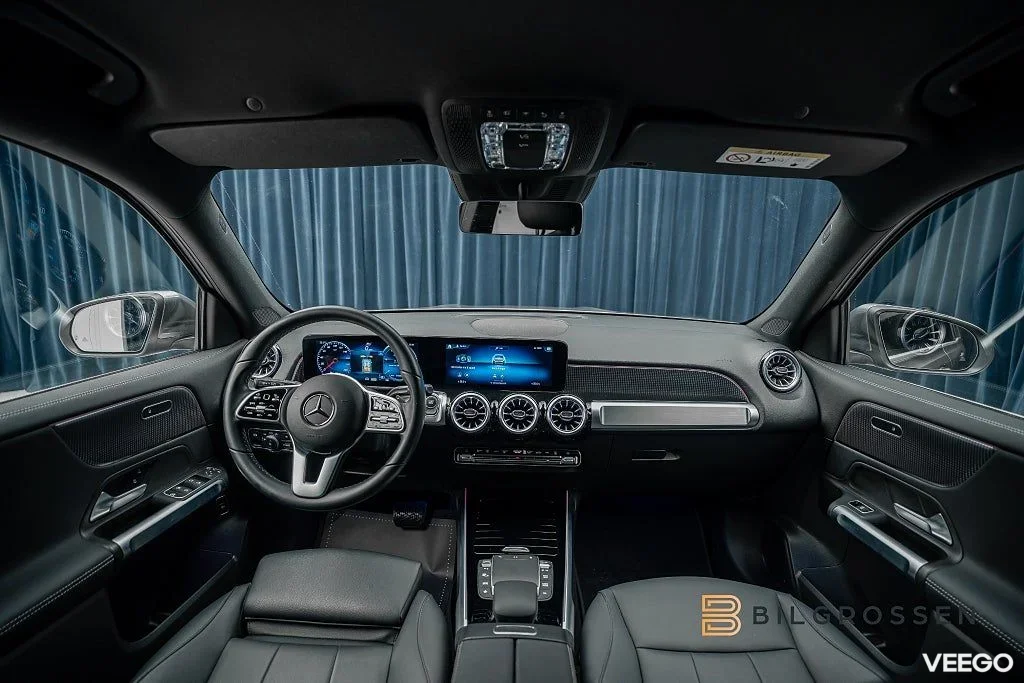 Mercedes-Benz EQB 300 4MATIC Progressive Värmare Kamera 168kW