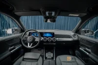 Mercedes-Benz EQB 300 4MATIC Progressive Värmare Kamera 168kW thumbnail