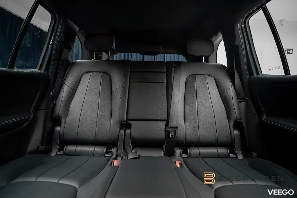 Mercedes-Benz EQB 300 4MATIC Progressive Värmare Kamera 168kW