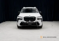 BMW X7 M60i xDrive M Sport Pro Exklusiv 3.99% Sky Lounge B&W MOMS 390kW thumbnail