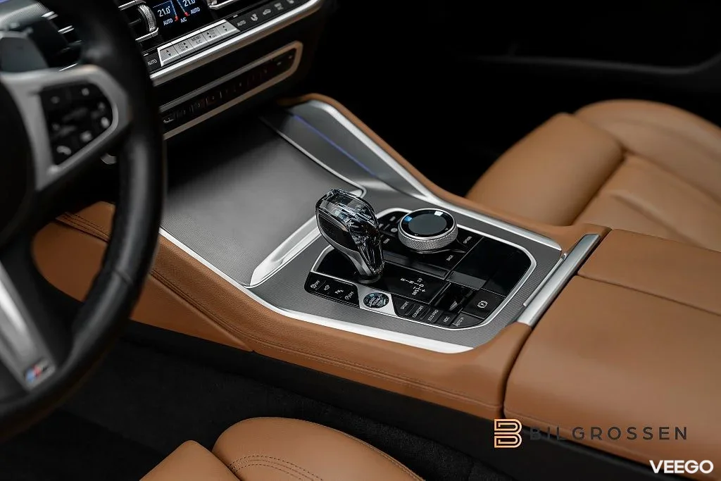 BMW X6 M50i 530hk Ultimate Edt Panorama H/K 360 Hud DAP MOMS 390kW