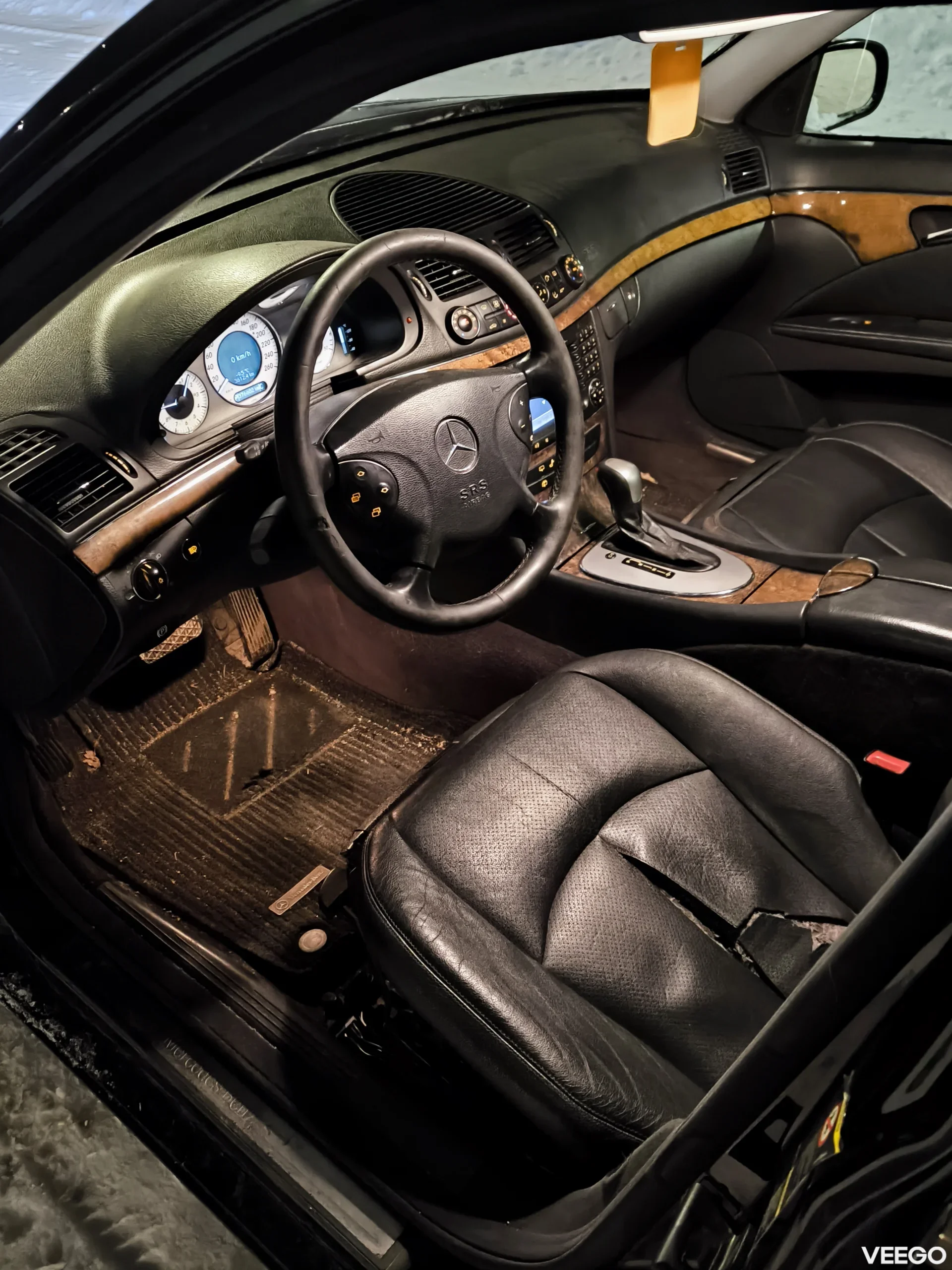 Mercedes-Benz E270 W211 2.7 130kW