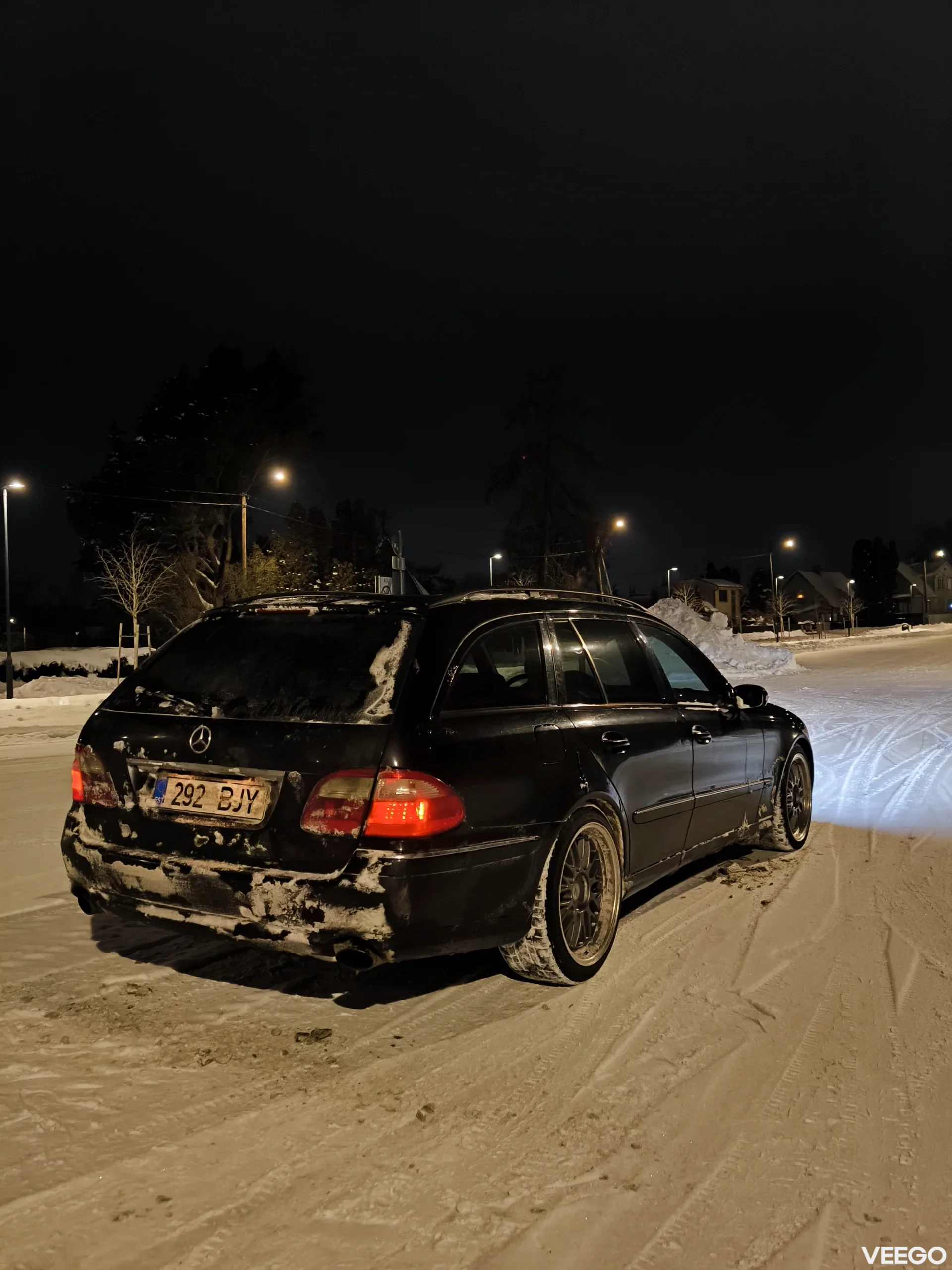 Mercedes-Benz E270 W211 2.7 130kW