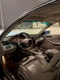 BMW 323 2.5 125kW thumbnail