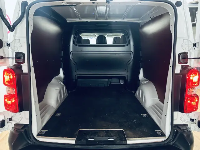 Image of Peugeot Expert Team L3 Active BlueHDi 145 2.0 106kW