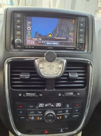 Lancia Voyager Platinum Stow&Go 3.6 208kW thumbnail