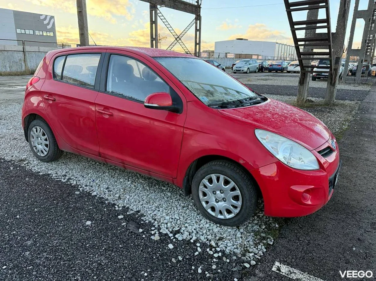 Hyundai i20 1.4 74kW