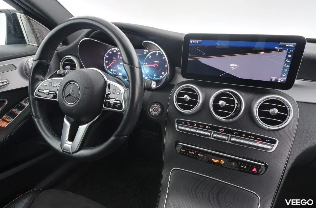 Mercedes-Benz C220 d T 4Matic AMG 2 143kW