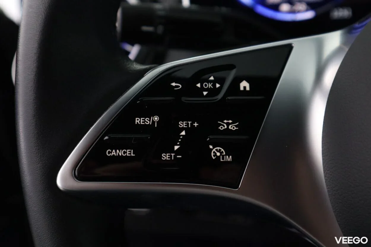 Mercedes-Benz EQE: EQE 350+ Avantgarde 109kW