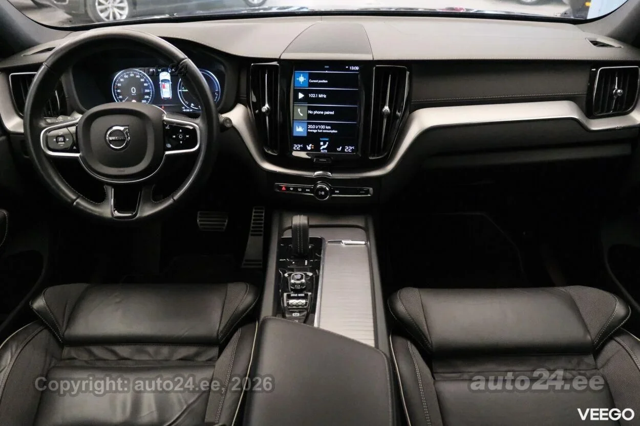 Volvo XC60 T8 Recharge R-Design AWD 2 288kW