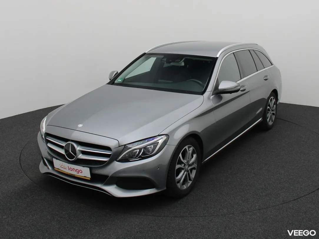 Mercedes-Benz C350 2 205kW