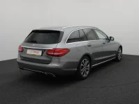 Mercedes-Benz C350 2 205kW thumbnail
