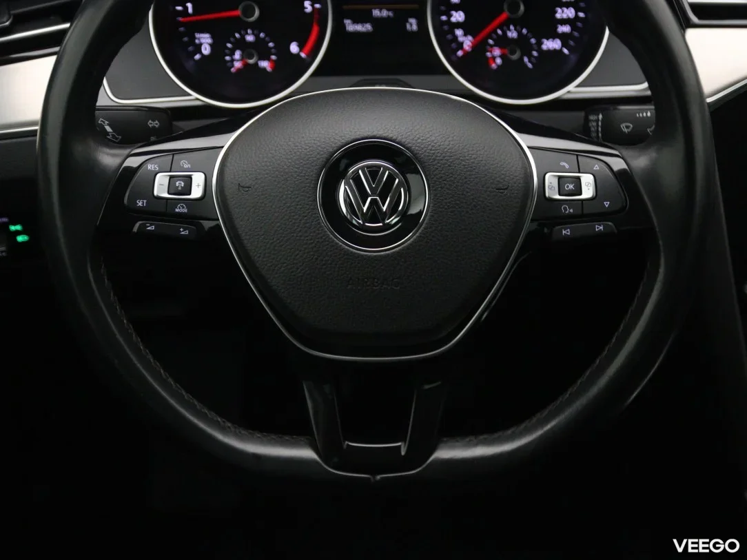 Volkswagen Passat 2 110kW