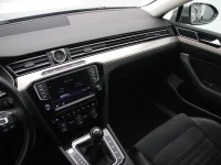 Volkswagen Passat 2 110kW thumbnail