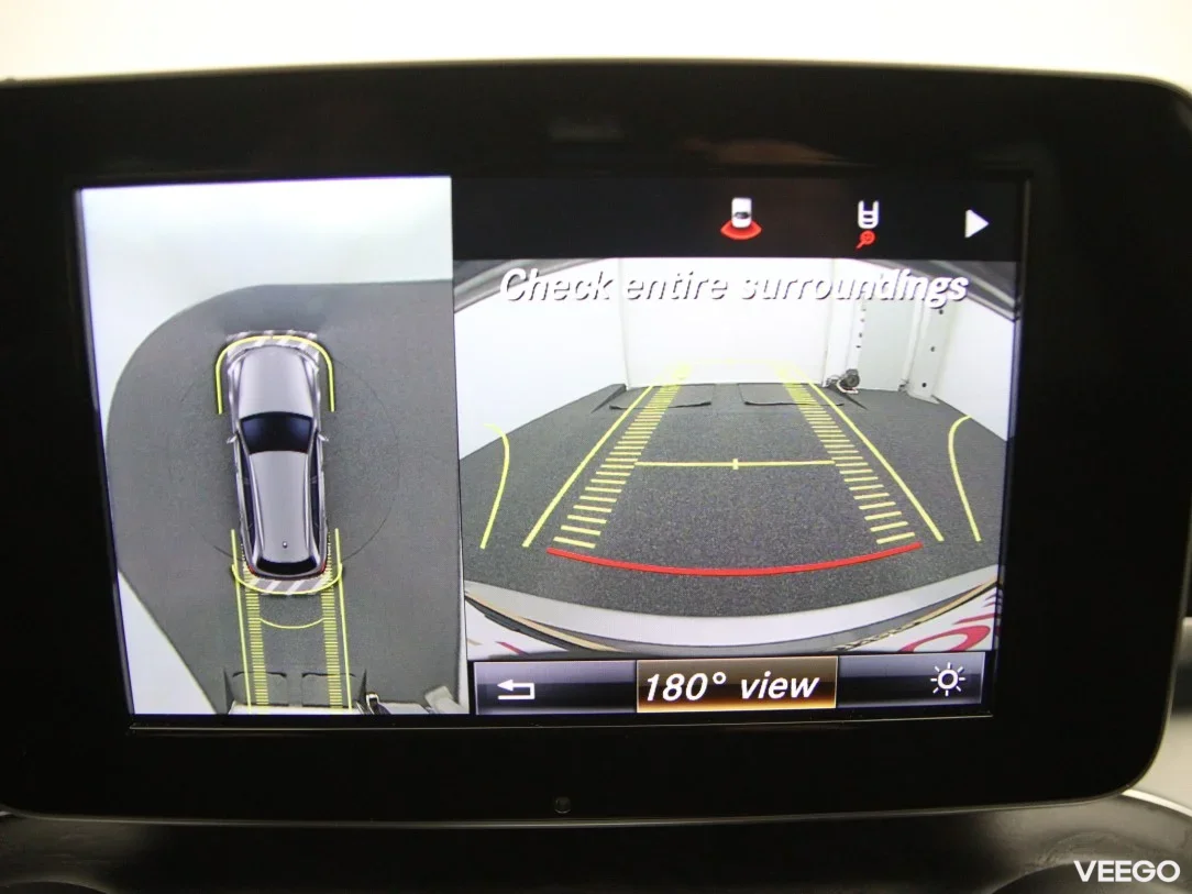 Mercedes-Benz C350 2 205kW