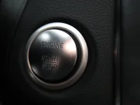 Mercedes-Benz C350 2 205kW thumbnail