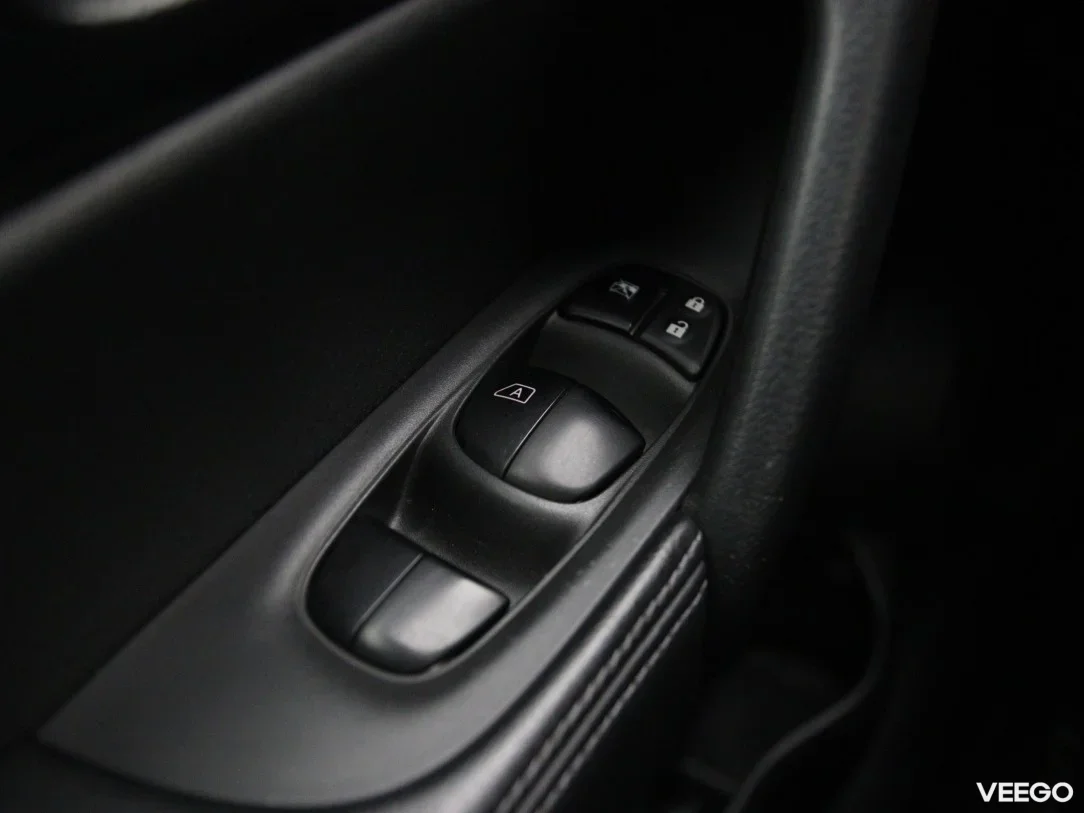 Nissan X-Trail 1.6 96kW