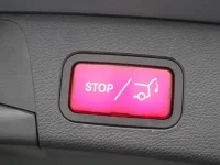 Mercedes-Benz C350 2 205kW thumbnail