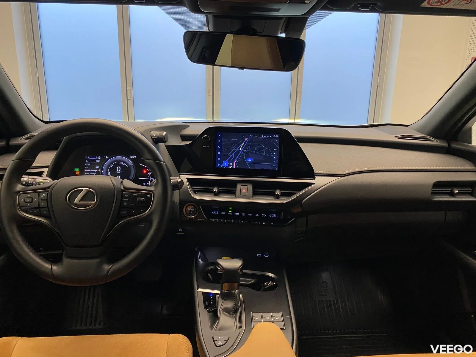 Lexus UX 250h - 132kW