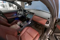 Jaguar E-Pace AWD R-Dynamic SE 2 183kW thumbnail