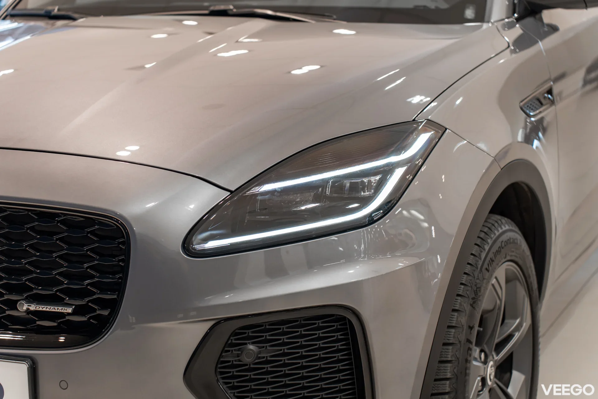 Jaguar E-Pace AWD R-Dynamic SE 2 183kW