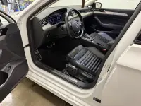 Volkswagen Passat 2.0 176kW thumbnail