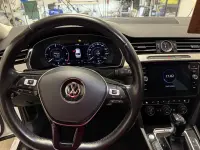 Volkswagen Passat 2.0 176kW thumbnail
