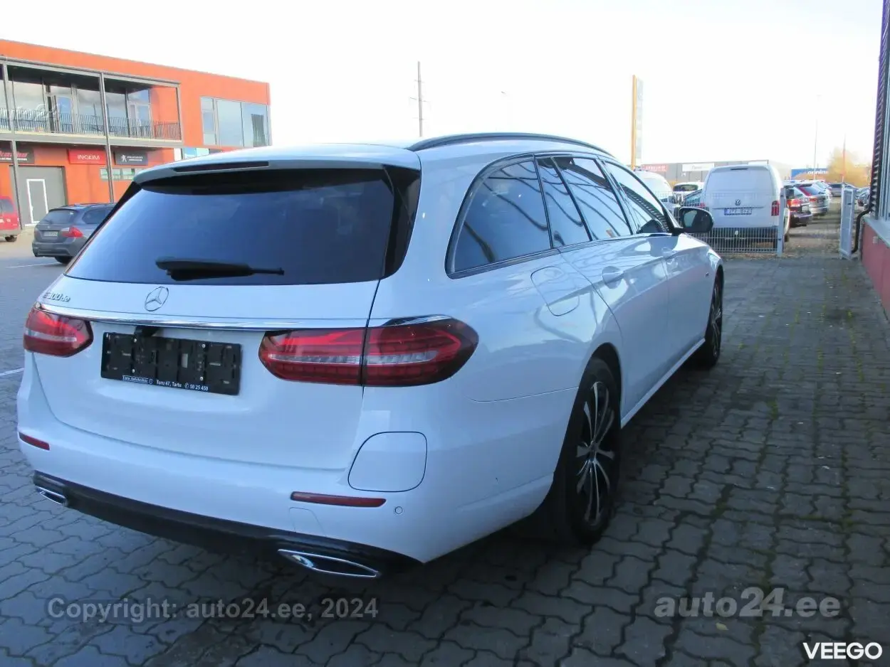 Mercedes-Benz E 300 DE EQ Plug In 2.0 143kW 2.0 143kW